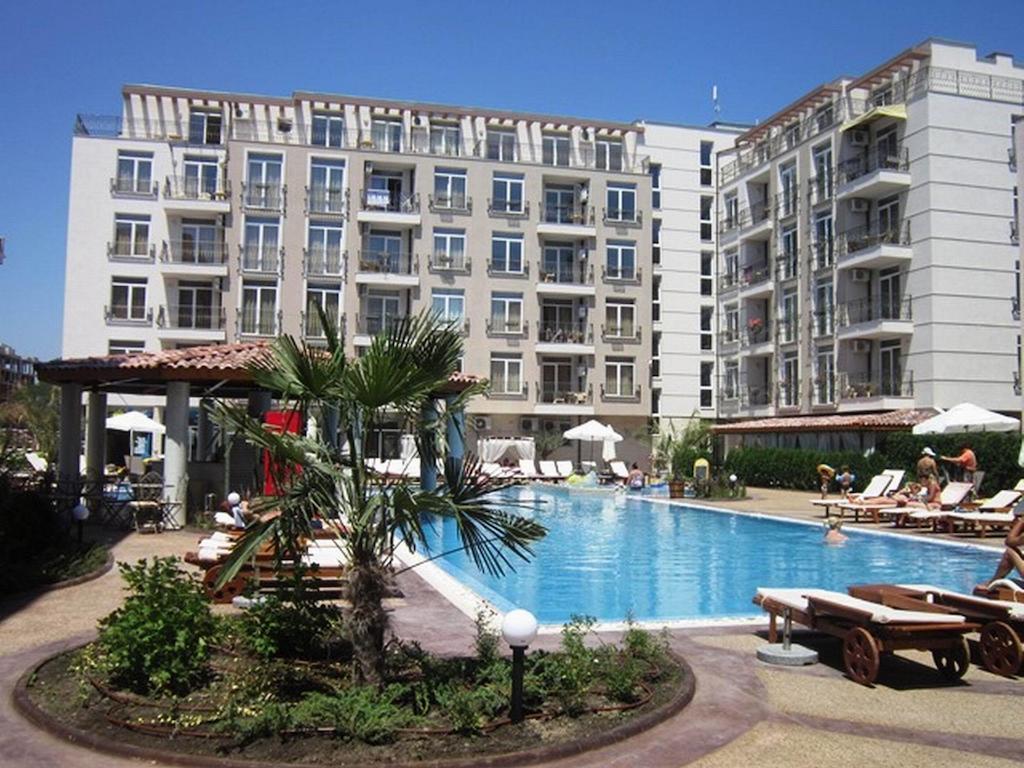 Gt Down Park Apartments Солнечный берег Экстерьер фото